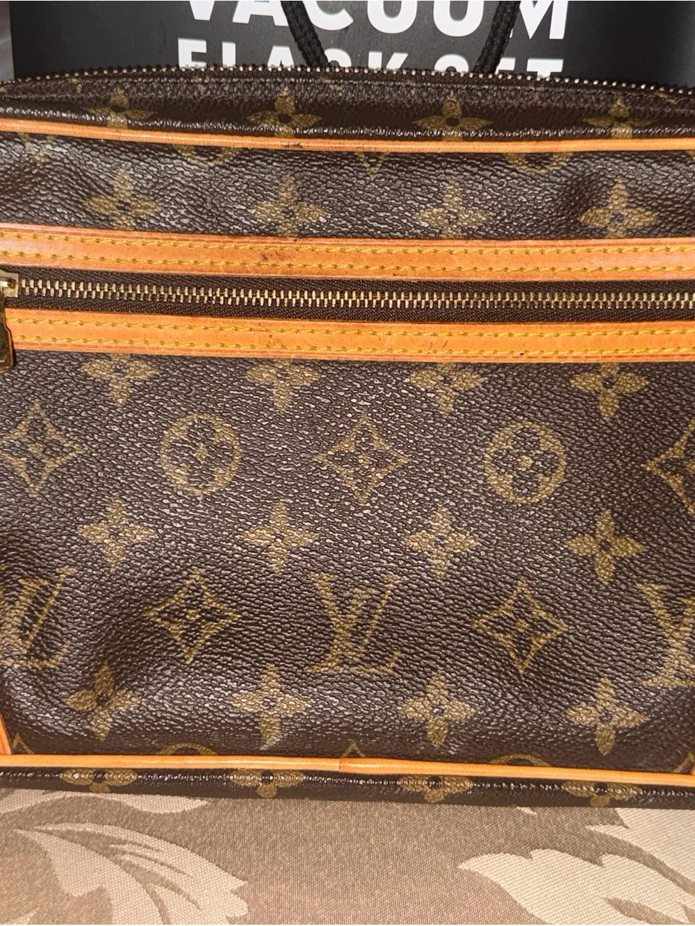 Louis Vuitton classic louis